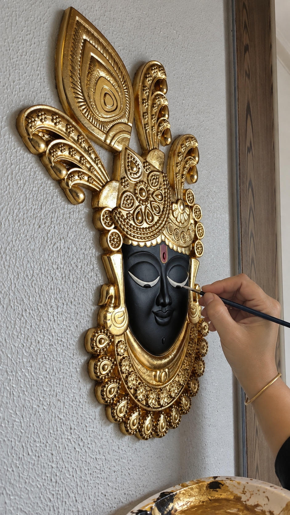 Antique Swarna Mukharvind
